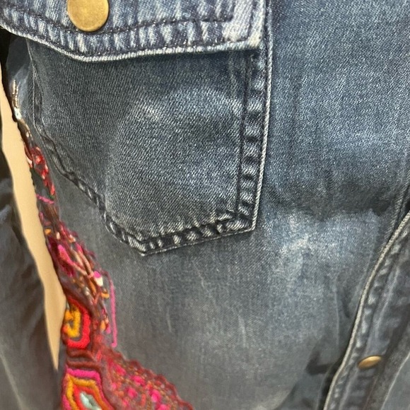 Spell Flower‎ Child Denim Embroidered Button Down Top Shirt- Sm - Picture 6 of 14